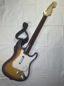 Controlador de guitarra inalámbrico Rock Band Fender Stratocaster Nintendo Wii Harmonix - Imagen 1 de 11