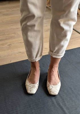 Ladies Russell & Bromley Snakeskin Slingback Shoes, UK Size 3 - Image 1 of 4