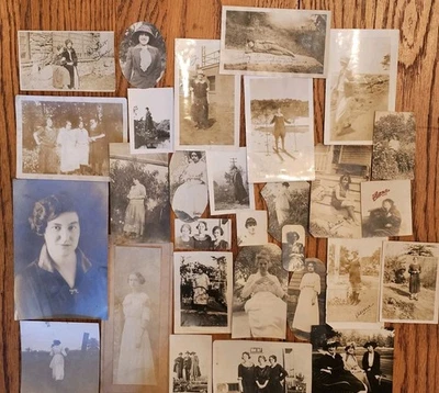 29 Photos Of Pretty Girls Ethnic Girls Early 1900's Fast Girls "Lane" "Anna"  - Image 1 of 4