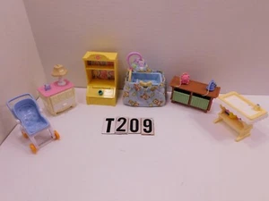 Lote de 6 piezas de muebles de guardería Fisher Price Loving Family para casa de muñecas - Imagen 1 de 8