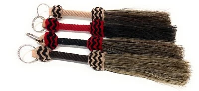 Llavero estilo occidental pelo de caballo, llavero miniatura quirt caballo, rodeo vaquero Foto 1 de 4