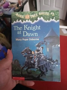 Magic Tree House Book#2- The Knight At Dawn - Bild 1 von 9