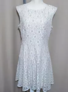 Luxology Female Tan Lined Ivory Lace Floral Dress Size 10 Brand New - Picture 1 of 11