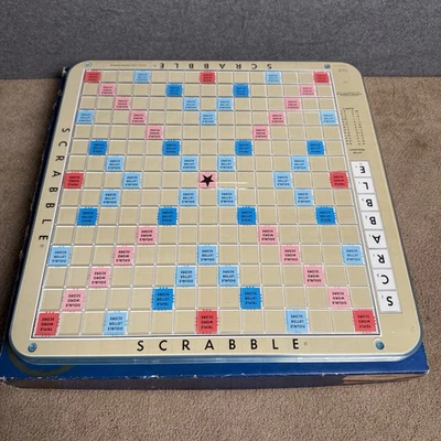 Vtg Deluxe Scrabble crossword Game Rotating Turntable Edition 1977 READ - Image 1 of 4