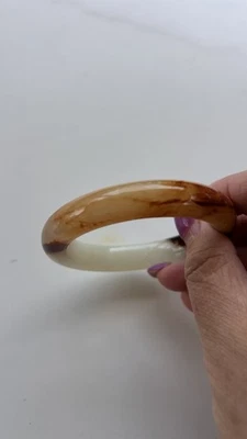 398:Hermoso brazalete antiguo de jade hetiano de nefrita natural para damas和田白玉古董玉镯  Foto 1 de 4