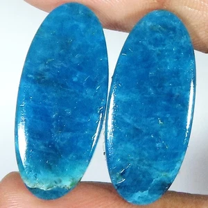 Coppia pietre preziose cabochon ovali 31,60 Cts apatite blu non trattate 12x28x3 mm GQ-271 - Foto 1 di 6