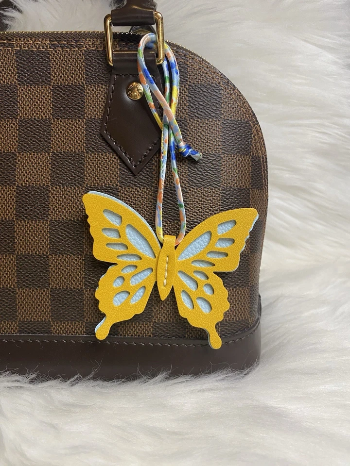 Bolso Mariposa Cuero Dije Amarillo Hecho a Mano Regalo Nuevo Foto 1 de 2