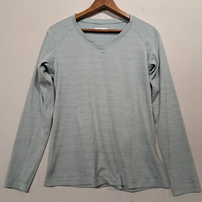 Columbia Womens Omni Freeze Long Sleeve V Neck Small Baselayer - Image 1 of 4