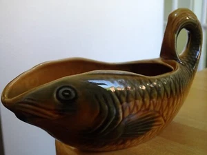 PATRÓN DE CUBIERTA DE BARCO SALSA VINTAGE PESCADO FRANCIA MAYÓLICA SARREGUEMINES - Imagen 1 de 9