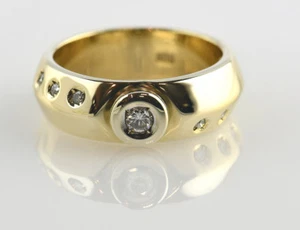 Diamant Solitär Ring 585 14 K Gelbgold 7 Brillanten zus. 0,19 ct - Bild 1 von 2