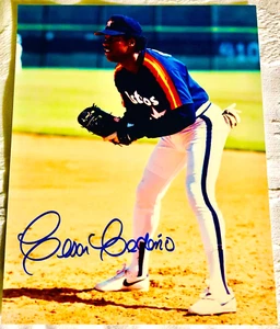 MLB Cesar Cedeno Houston Astros 1st Baseman Signed 8 x 10 Photo on the Field - Picture 1 of 1