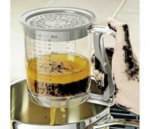 CHEFS Easy Release 32 oz Grease Separator " stove top heat-safe to 500 / micro - Picture 1 of 2