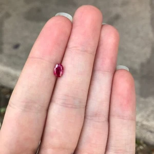 A++ Natural Flawless Pegion Red Ruby Oval Cut Mozambique Loose Gemstone 9x6 MM - Picture 1 of 8