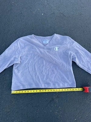 Champion ⭐️  Distressed Women’s Pink Crop Top Sweater Size XL(16-18) GYM Wear - Image 1 of 4