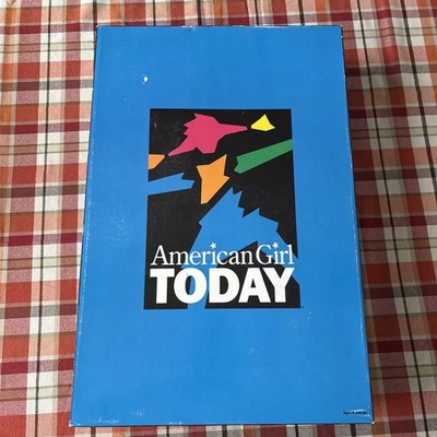 NUEVO Casco de bicicleta de montaña American Girl Samantha BICICLETA BMX Trail retirado Foto 1 de 4