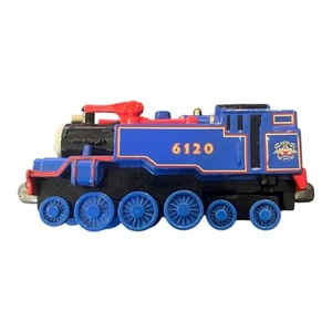 Thomas & Friends Belle Take N Play Die Cast Train Magnetic 2010 - Picture 1 of 5