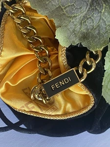 Wunderschöne Fendi Signature Halskette / 17" / FF-N-0013 - Bild 1 von 7