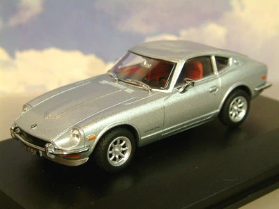 OXFORD DIECAST 1/43 S30 DATSUN 240Z 240 Z IN SILVER LHD UK REGISTERED DAT003 - Image 1 of 2
