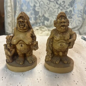 Vintage Neandertaler Paar Resin Groteske Figur Statuen Italien - Bild 1 von 8