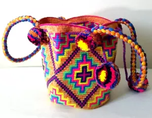 Mayuu Columbian Handmade Multicolor Pull String Geometric Handbag Tote Purse - Picture 1 of 10