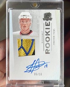 2017-18 UPPER DECK THE CUP JONATHAN TOEWS ROOKIE TRIBUTE PATCH AUTO /10