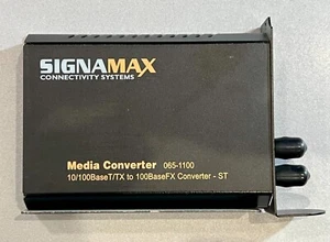 SIGNAMAX Media Converter 065-1140 10/100BaseT/TX to 100 BaseFX Converter - ST - Picture 1 of 3