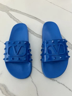Valentino Garavani Vlogo Rockstud Logo Rubber Slide Sandals Men’s - Image 1 of 4