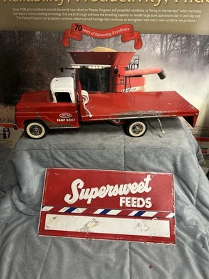 Tonka Ramp Hoist Truck Patina Original - Image 1 of 4