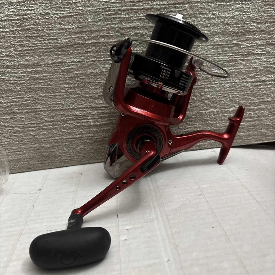 Carrete giratorio Daiwa Emcast Sport 6000A Fish Infinite ANTIRREVERSO ABS 7 rodamientos Foto 1 de 4