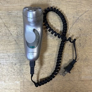 Remington Titanium R-950 Electric Razor Shaver W/ Cord - Picture 1 of 5