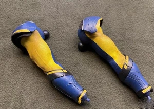 Arms Figure 1/6 Hot Toys HT MMS754 Deadpool Wolverine Collectible Accessories - Picture 1 of 2