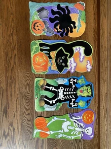 Quattro pezzi vintage fustellato Halloween da appendere al muro accenti floccati Eureka - Foto 1 di 7