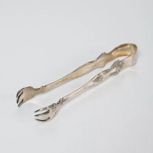 1847 Rogers Bros Vintage Grape Vine Silverplate Sugar Tongs 4.5" - Picture 1 of 8