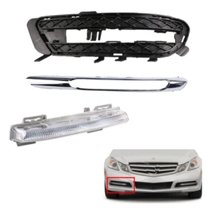 Set Fog Light Lamp + Grille & Trim For Mercedes Benz W212 E350 Right RH Bumper - Picture 1 of 9