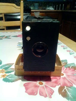 CÁMARA RARA MUY TEMPRANA ZEISS IKON BOX TENGOR 54/15, 760 6,5X11CM EN PELÍCULA 116. Foto 1 de 4