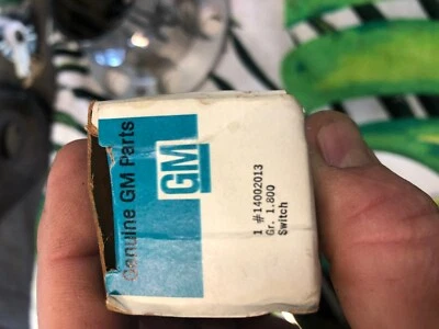 Nuevo de Lote Antiguo GMC 1979-80 Chevrolet GMC Truck Blazer Jimmy Van Interruptor de Temperatura 14002013 Foto 1 de 3