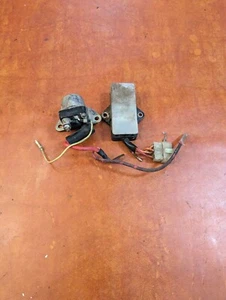Suzuki GS650GL GS650L 81-82 Fuse Box Assembly Fuse Panel starter solenoid - Picture 1 of 7