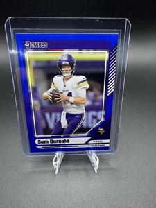 Panini Donruss 2024 - Sam Darnold #180 prueba de prensa azul - Imagen 1 de 2