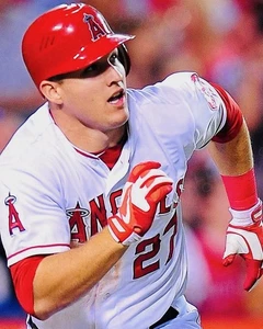 Mike Trout 8x10 PHOTO WM - Bild 1 von 1