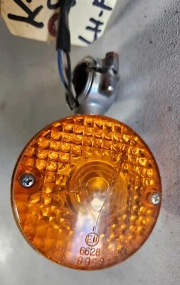 1982 kawasaki kz550 c ltd front turn Left Signal blinker directional - Image 1 of 3