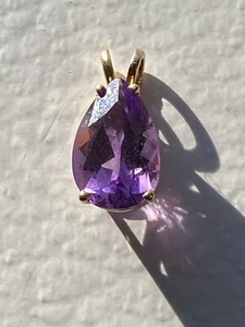 14K Yellow Gold Pendant with an Amethyst Gemstone - Picture 1 of 8