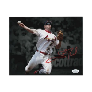Scott Rolen St Louis Cardinals Autographed Spotlight Throwing Photo - JSA - Picture 1 of 5