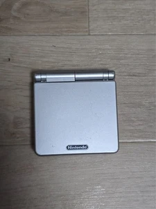 Nintendo GameBoy Advance SP GBA Spielkonsole AGS-001 Silber - Bild 1 von 18