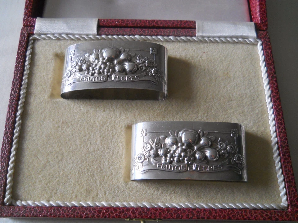 Pair Continental Silver oval Napkin Rings Holders w/ Case Foto 1 de 1