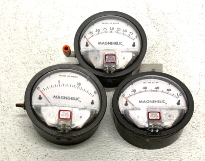 Lot of 3 Magnehelic Dwyer 2201 2002C 2015C Differential Pressure Gauge 216C - Image 1 of 4