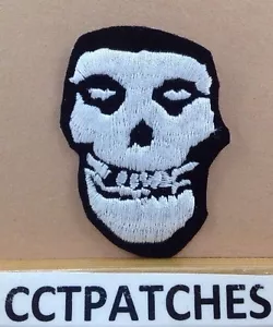 THE MISFITS CRIMSON GHOST SKULL PATCH - Picture 1 of 2
