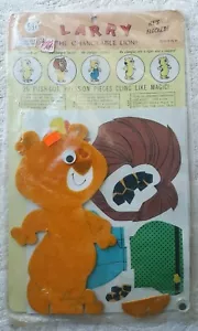 Vintage FLOCKED Larry Changeable Lion Paper Doll Saalfield Super Toy 20 Pieces - Bild 1 von 9
