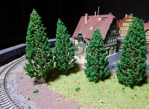 10 Dark Green Fir Trees, Conifers, 5 Pieces Each 95 mm and 110 mm High - Picture 1 of 12