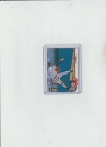 RICKEY HENDERSON 1995 COLLECTOR'S CHOICE BASEBALL (GOLD) SIGNATURE CARD #53 A'S - Picture 1 of 1
