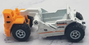 Matchbox 2011 Construction MBX White & Orange Scraper Toy Vehicle #745 - Picture 1 of 7